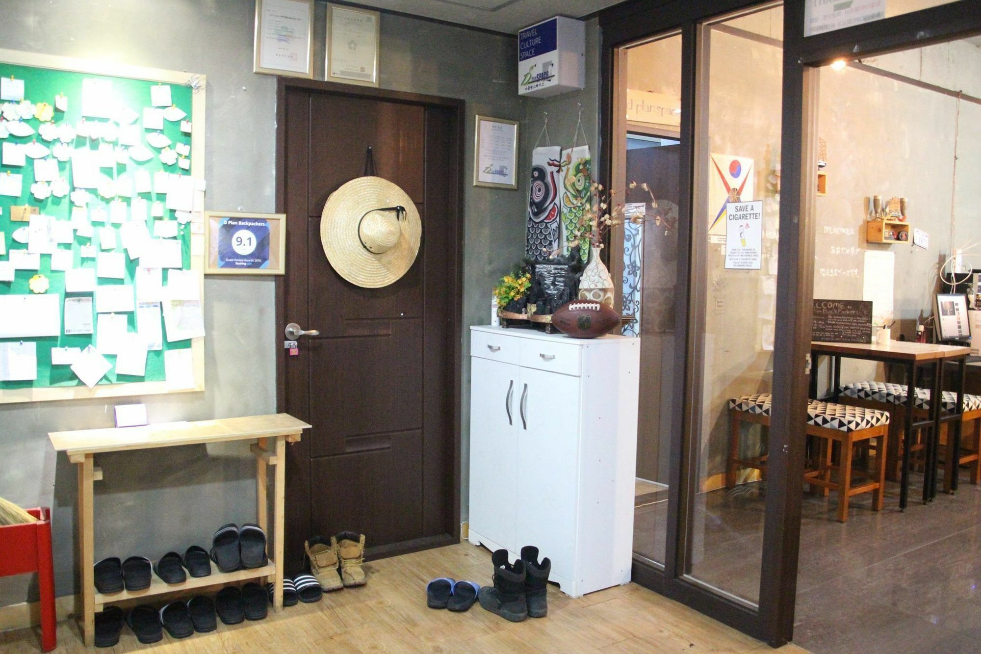 Hotel Backpackers' House à Busan Extérieur photo
